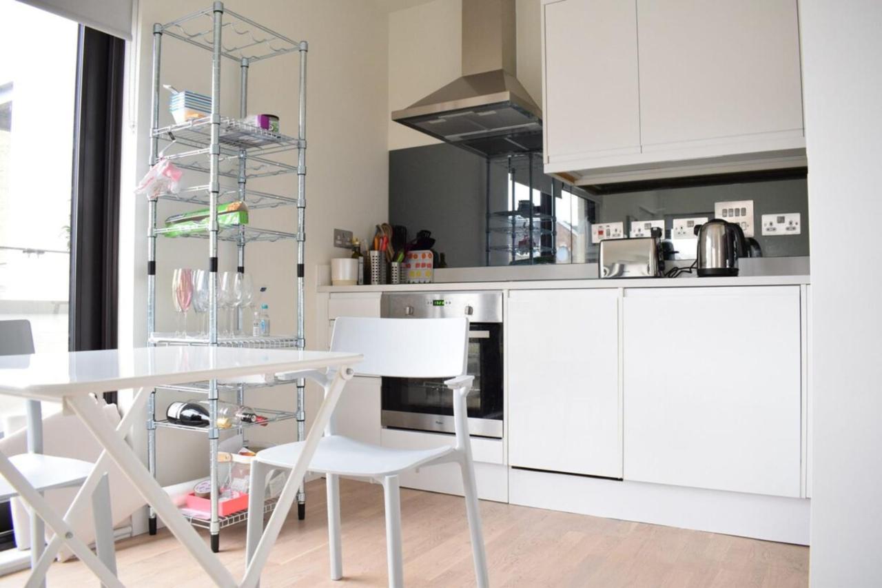 Bright 1 Bedroom Flat In North London With Balcony 外观 照片